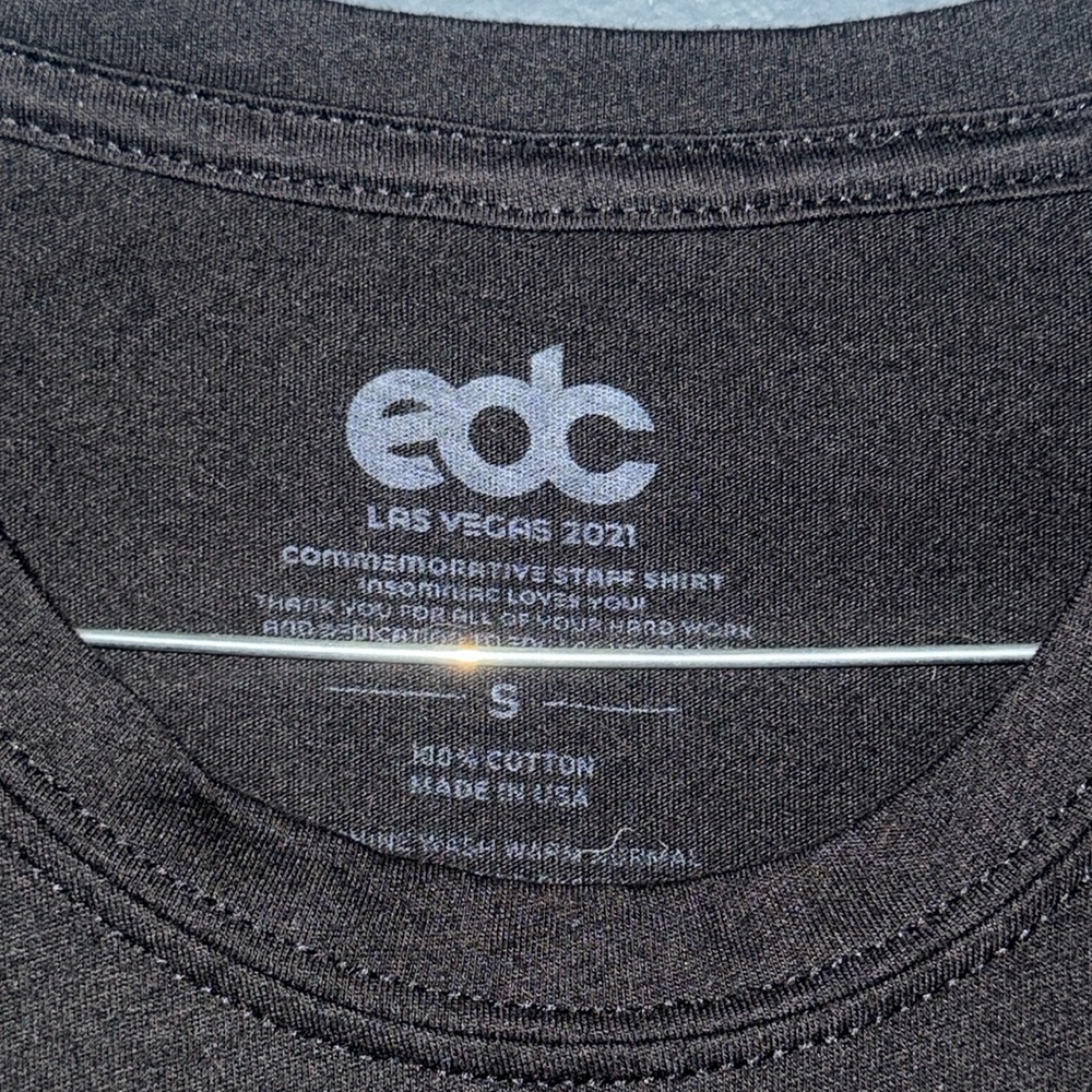 EDC ELECTRIC DAISY CARNIVAL 2021 LAS VEGAS TEE SHIRT BLACK SMALL FESTIVAL RAVE - Picture 4 of 4